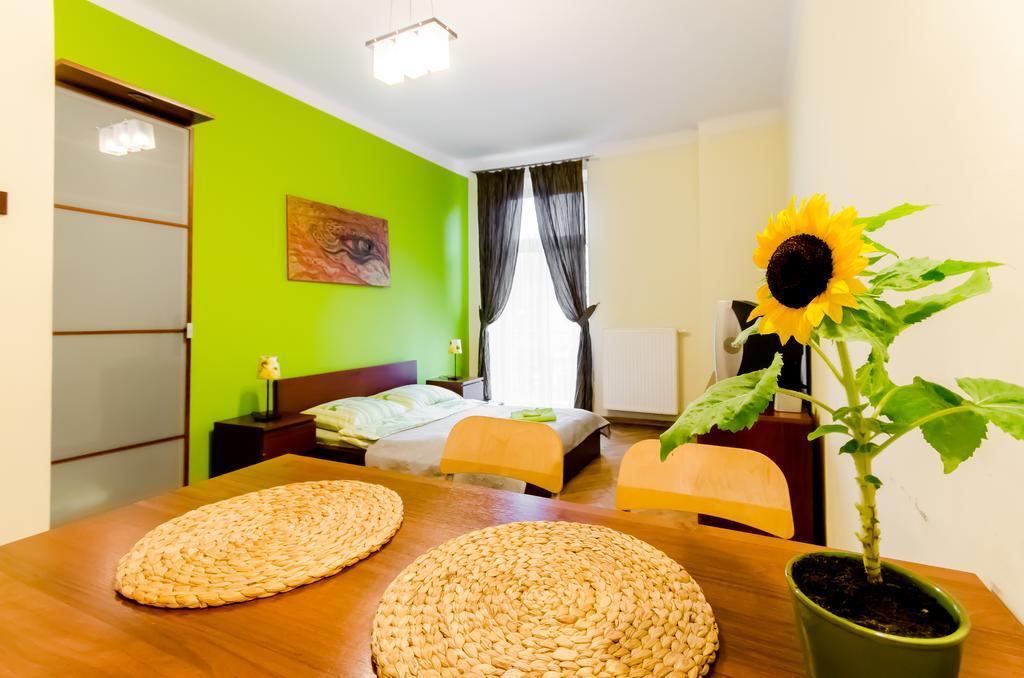 Fantasia Apartments Krakow Luaran gambar